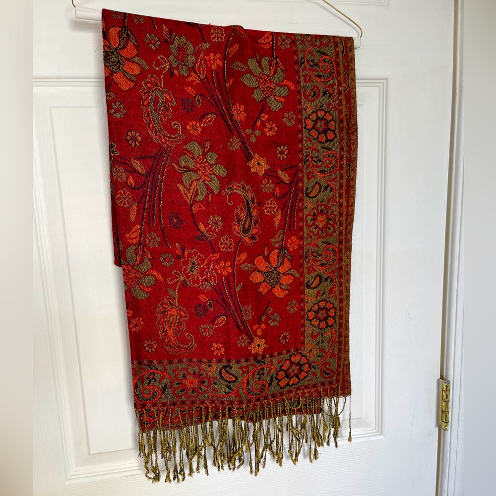 Pashmina scarf wrap